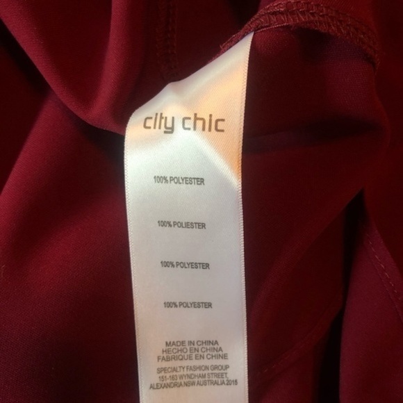 City Chic Blouse Burgundy Off-The-Shoulder Bell Sleeve - Picture 4 of 5